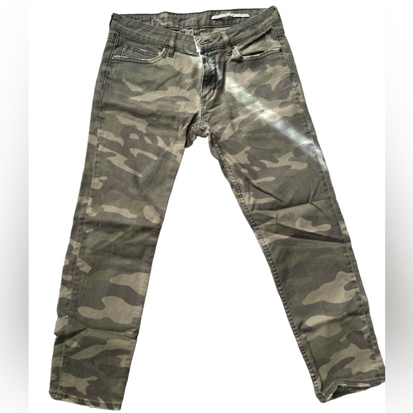 ZARA Women’s Camouflage Low-Rise Denim Jeans - Picture 2 of 7